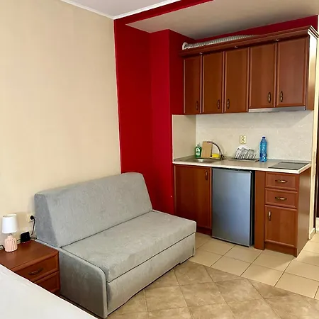 Green Life Beach Studio Apartment
